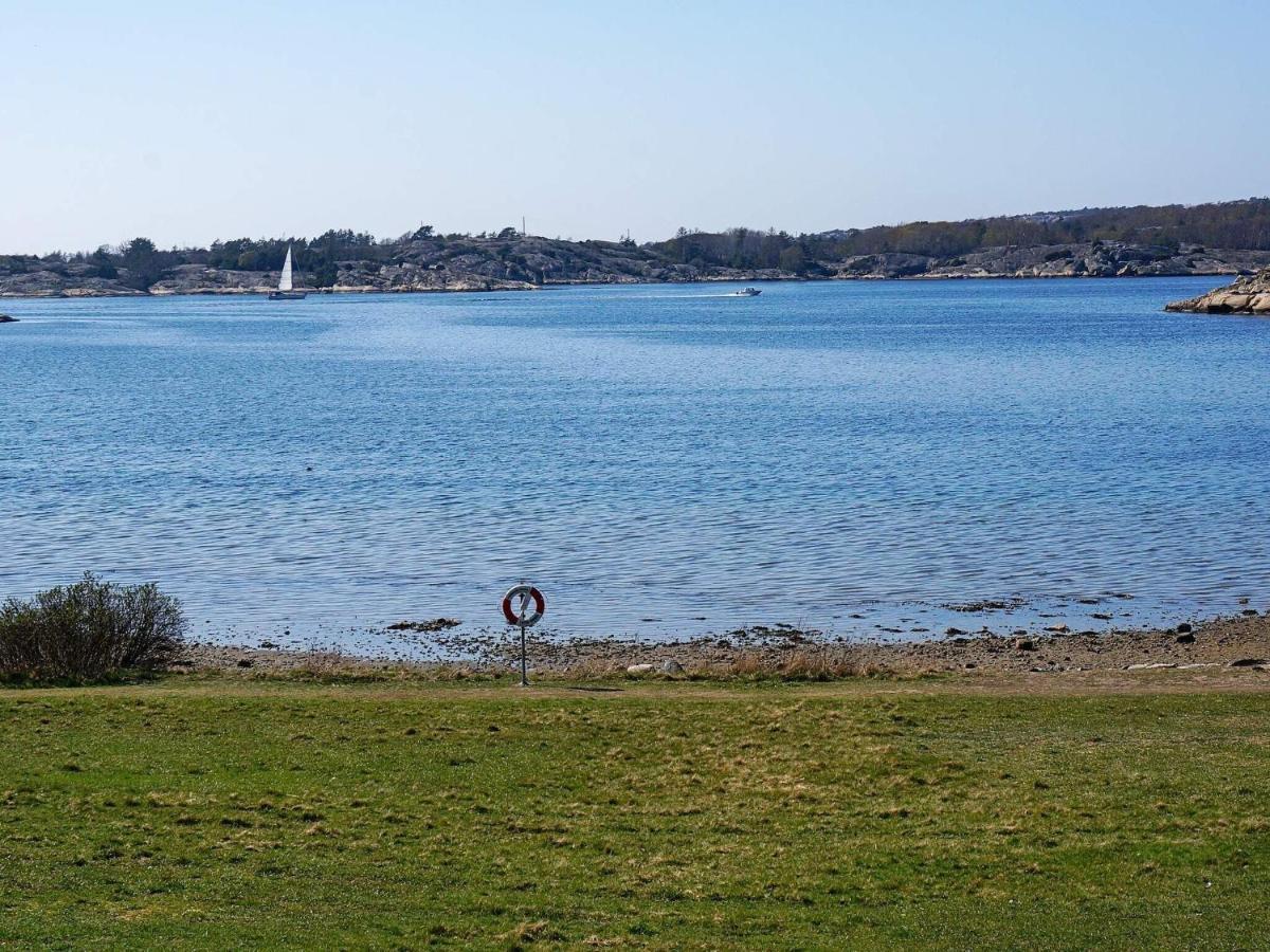 6 Person Holiday Home In Str Mstad Stromstad Bagian luar foto