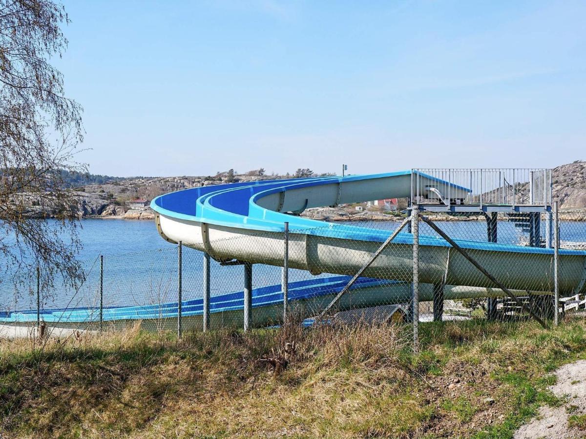 6 Person Holiday Home In Str Mstad Stromstad Bagian luar foto
